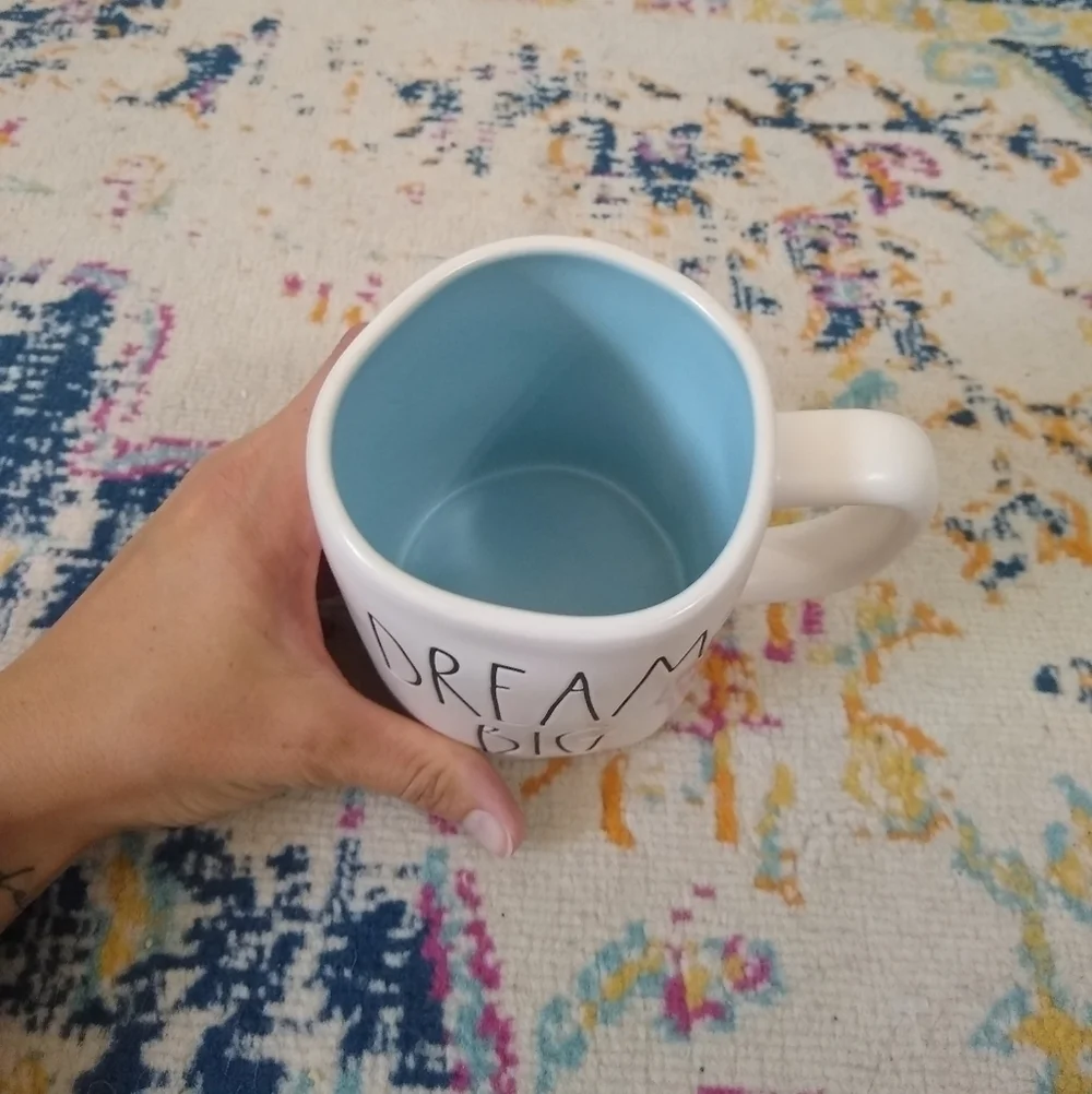SALE 🛍️ RAE DUNN DREAM BIG Ceramic mug